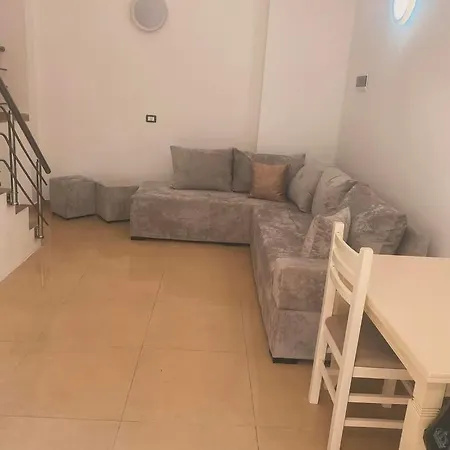 Central Vlora Holiday Home *